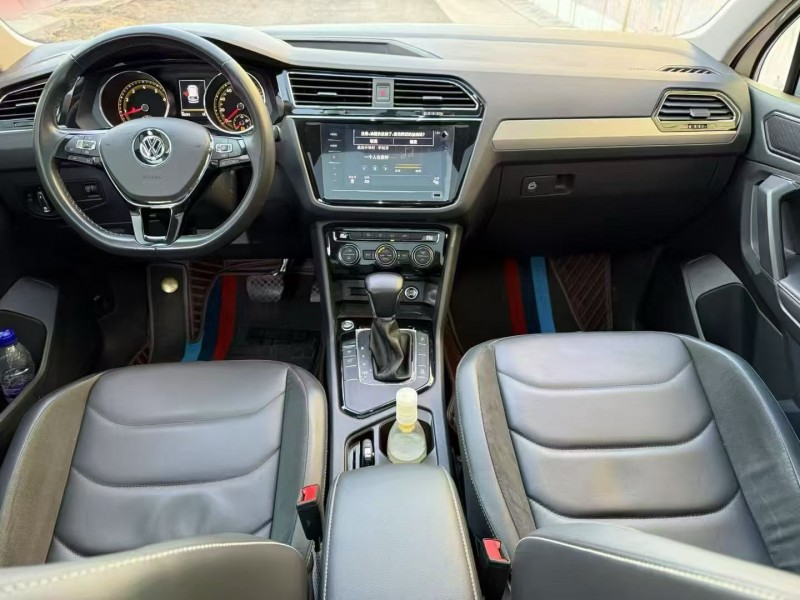 滨州20年大众途观5