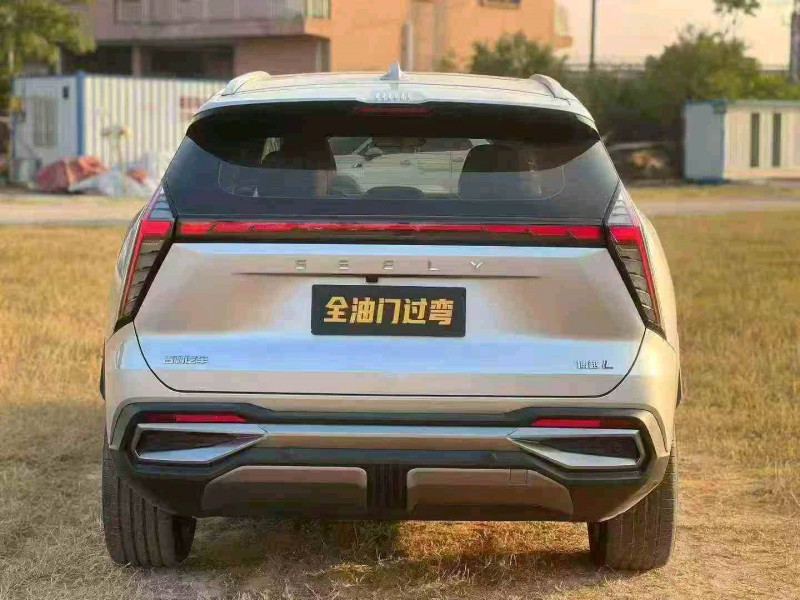 广州24年吉利博越9