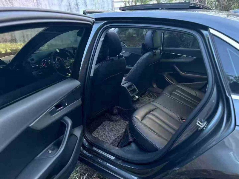 湛江19年奥迪A4L4