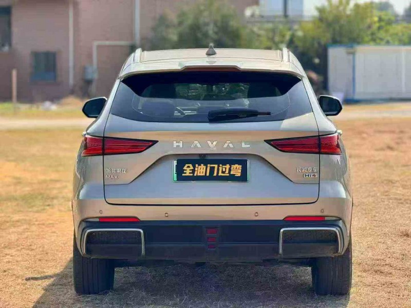 汕头23年哈弗枭龙8