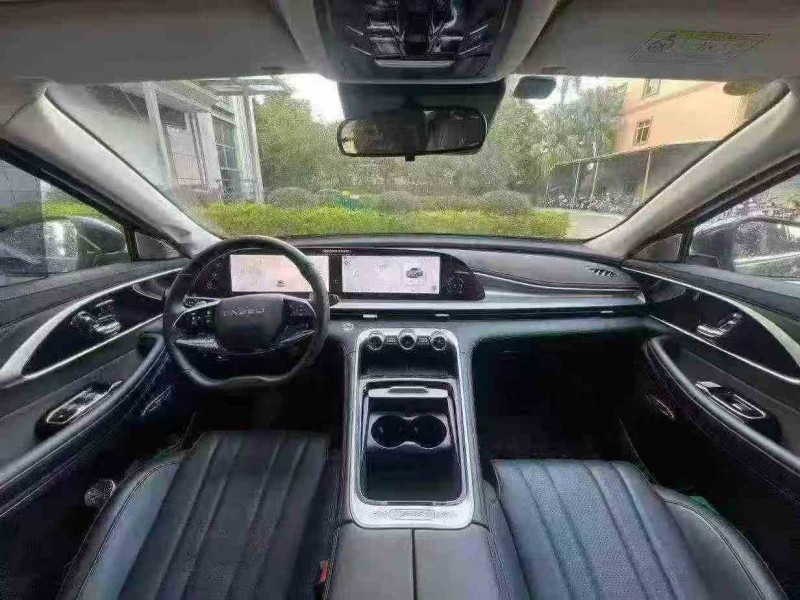 湛江25年奇瑞星途6