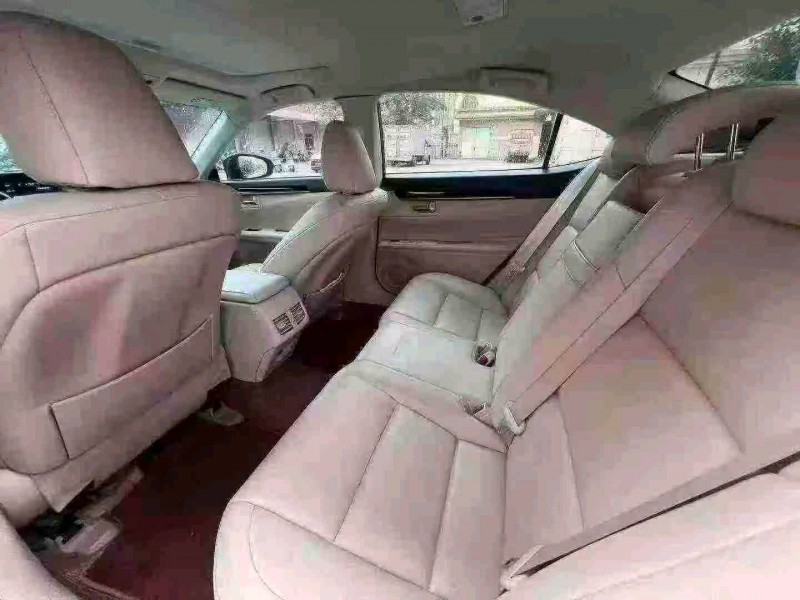 湛江14年雷克萨斯ES5