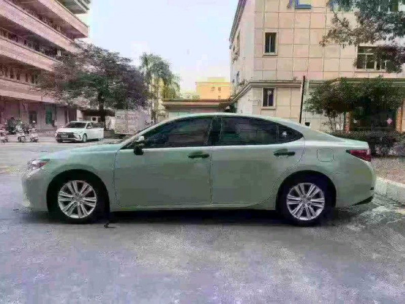 湛江14年雷克萨斯ES8