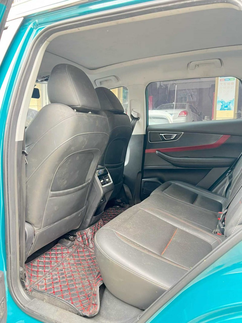 百色21年奇瑞瑞虎4