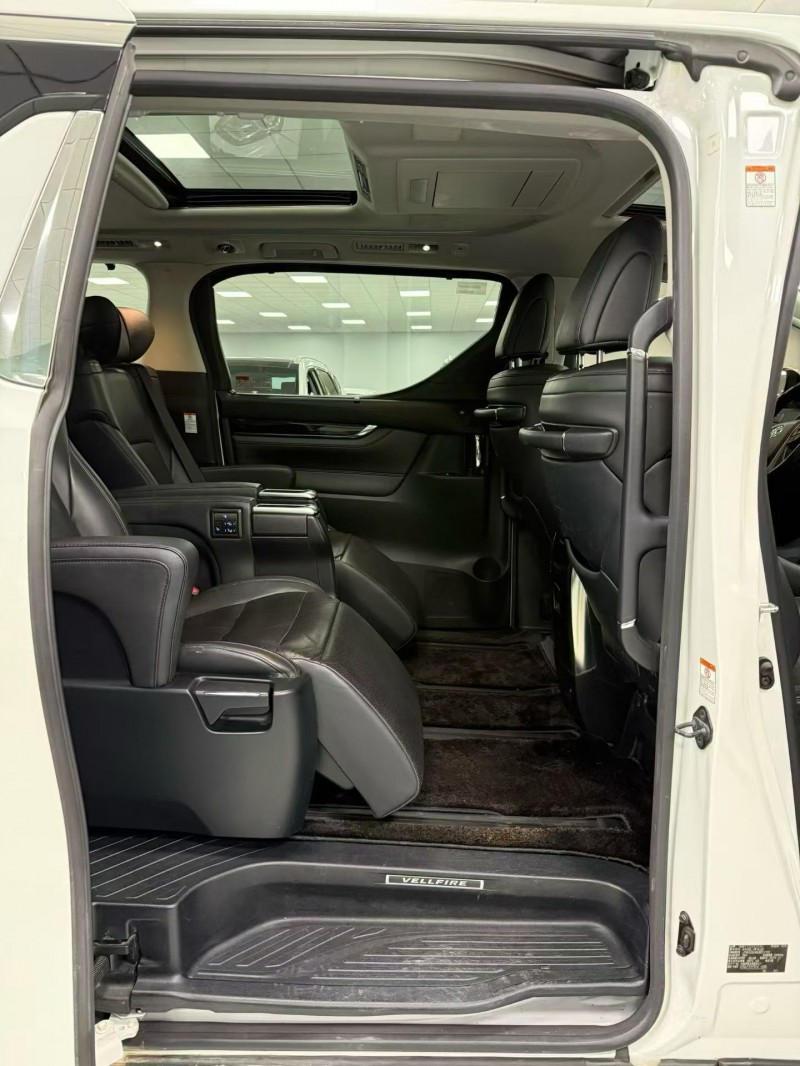 廊坊20年丰田威尔法8