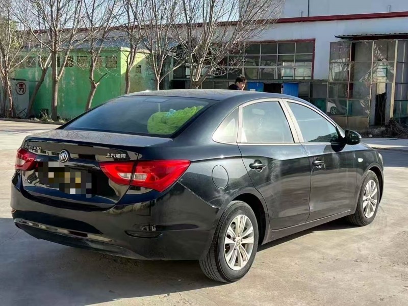 菏泽17年别克英朗7