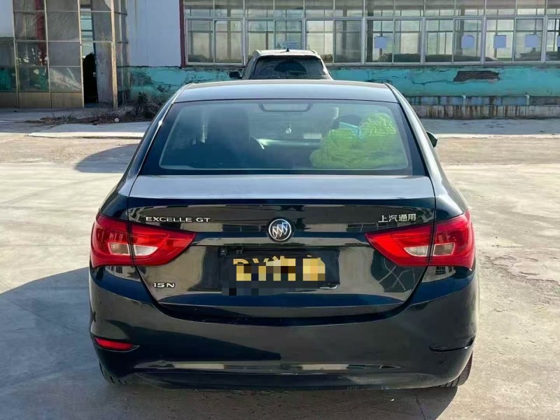 菏泽17年别克英朗9