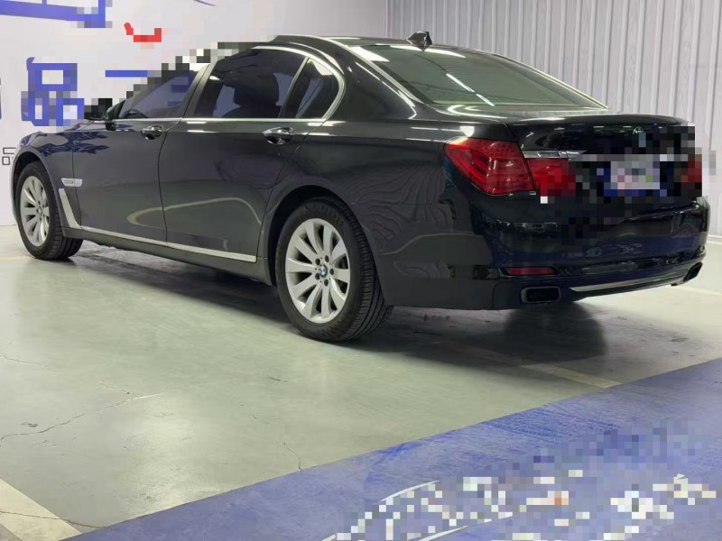 沧州11年宝马7系8