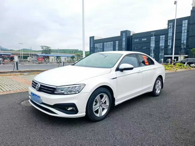 百色21年大众凌渡2