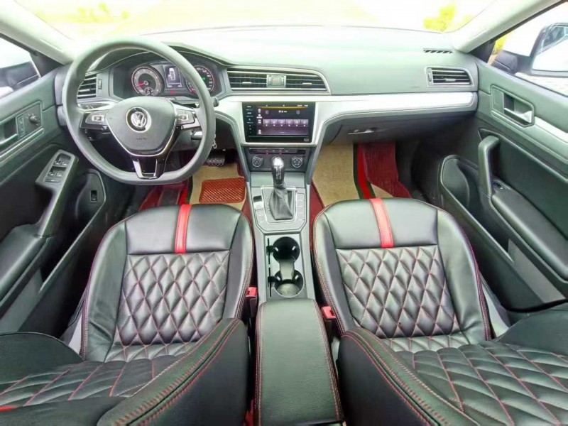 百色21年大众凌渡4