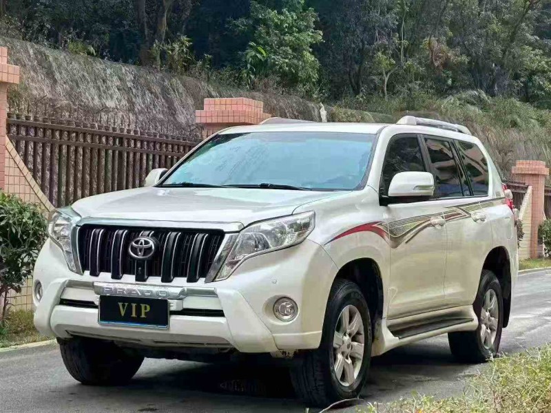 湛江18年丰田普拉多3