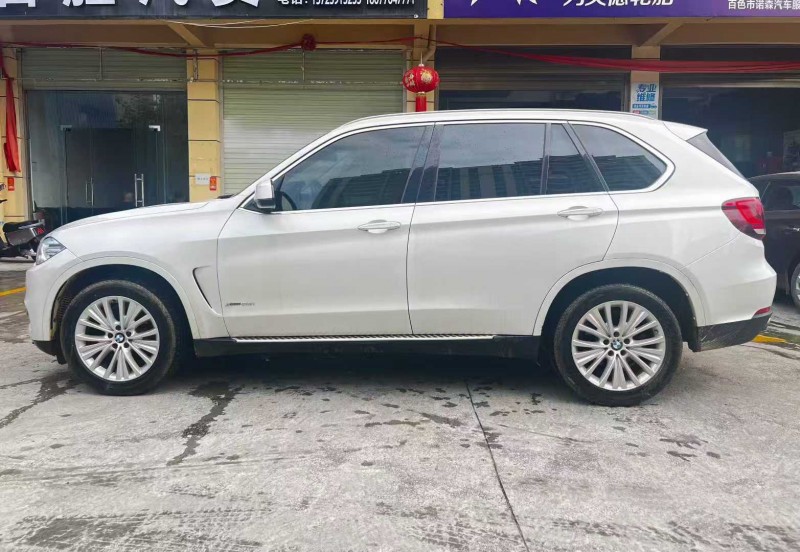 百色17年宝马X52