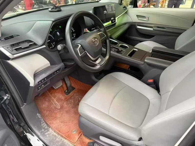 广州25年丰田格瑞维亚2