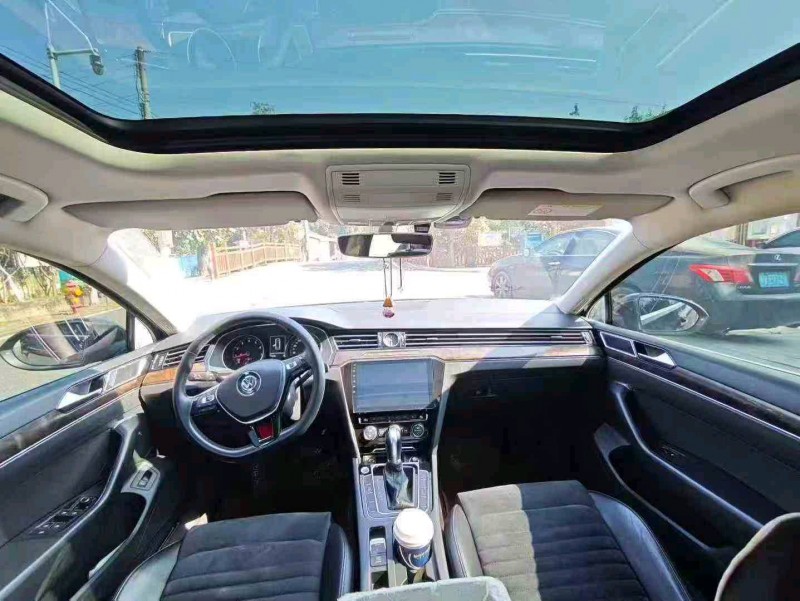 珠海18年大众迈腾4