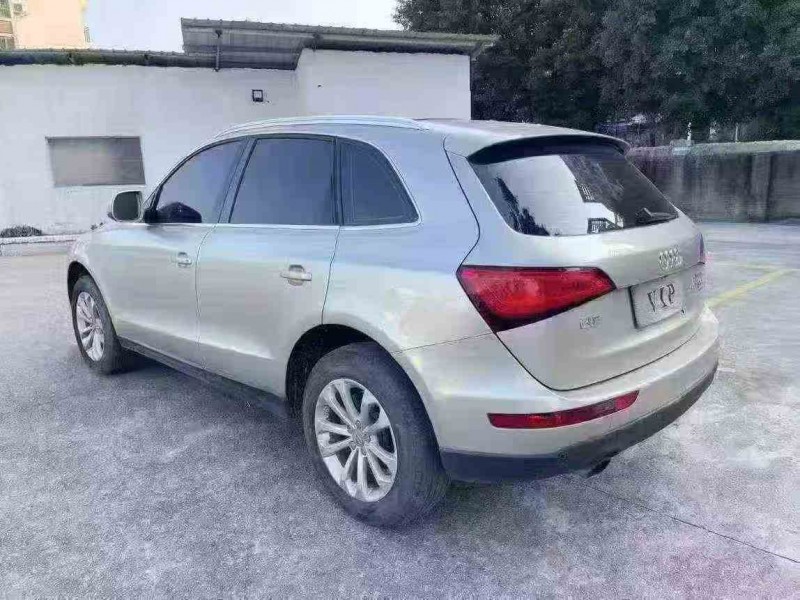 湛江13年奥迪Q58