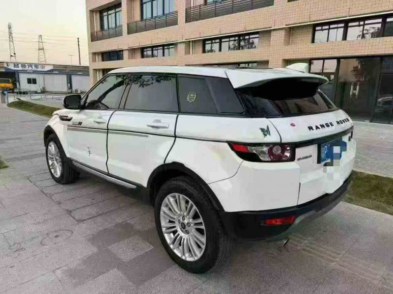 湛江13年路虎极光8