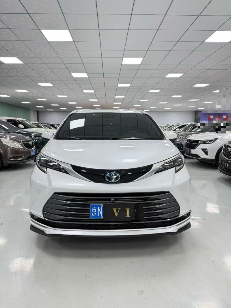 廊坊23年丰田塞纳1