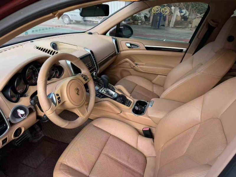 湛江14年保时捷卡宴5