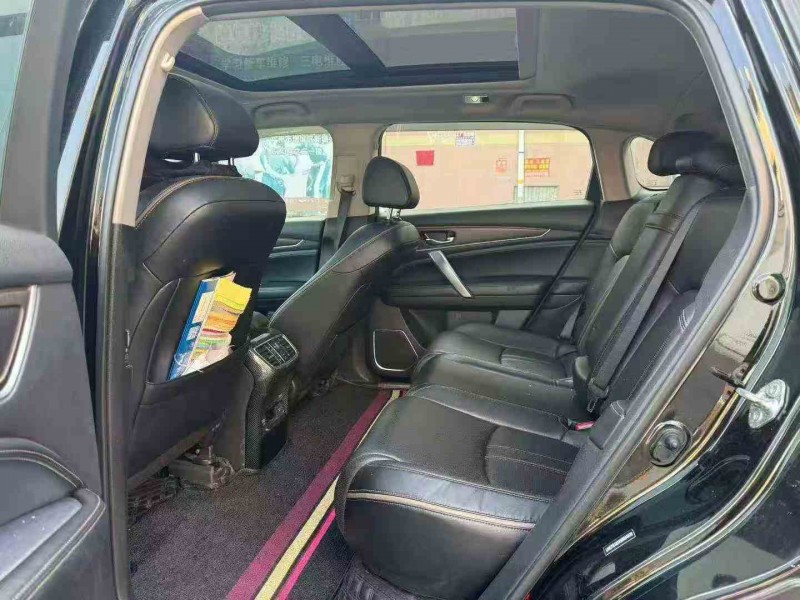 江门20年本田冠道7