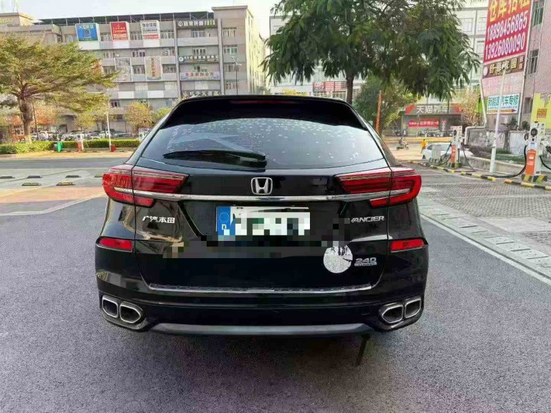 江门20年本田冠道8