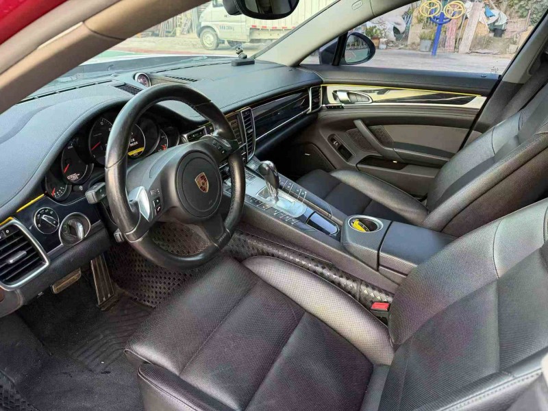 汕头16年保时捷帕拉梅拉4