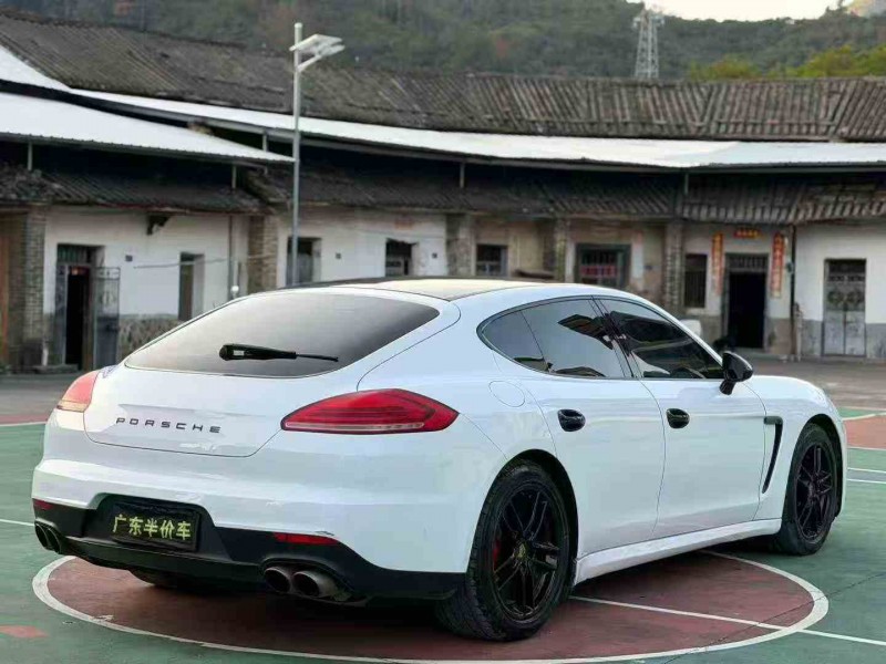 汕头16年保时捷帕拉梅拉8