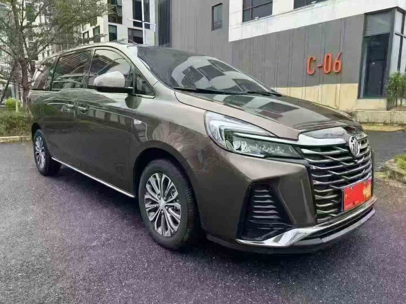 珠海24年别克GL83