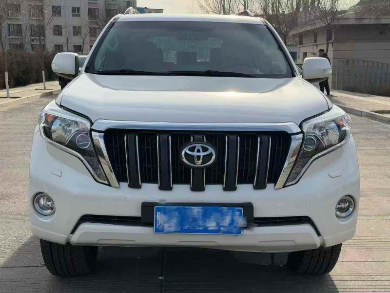 榆林17年丰田普拉多1