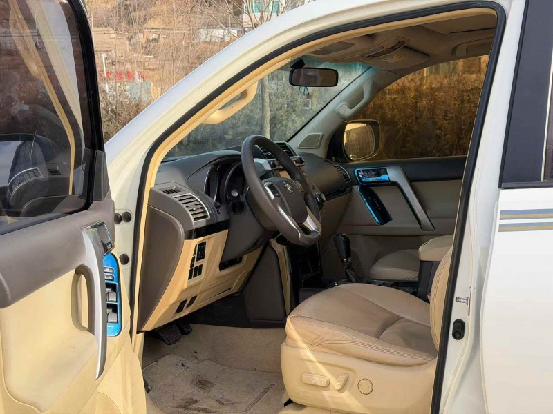 榆林17年丰田普拉多5