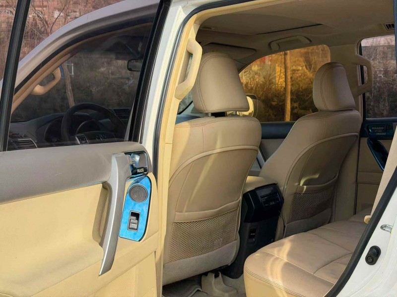 榆林17年丰田普拉多6