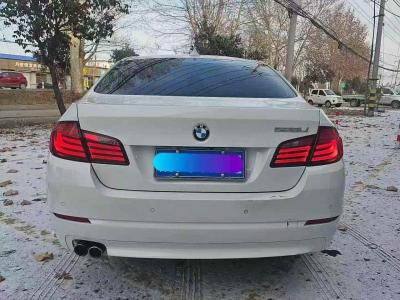 济宁13年宝马5系9