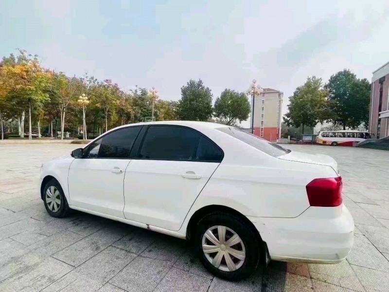 潍坊17年大众捷达8