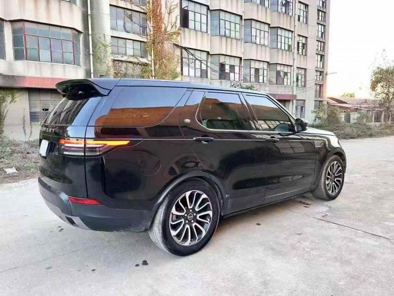 济宁19年路虎发现7