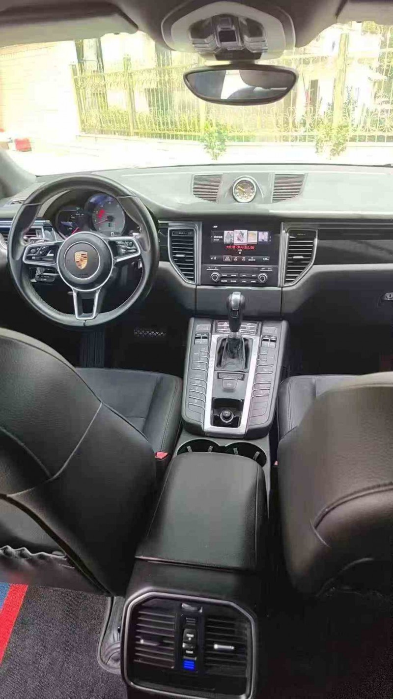 淮安17年保时捷Macan6