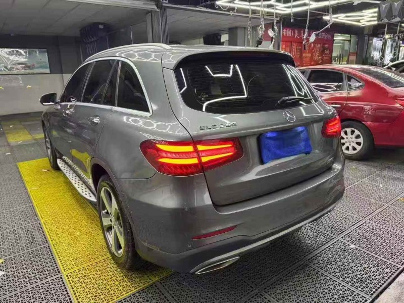 金华16年奔驰GLC7