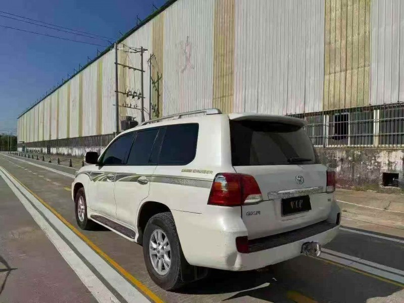 菏泽14年丰田兰德酷路泽7