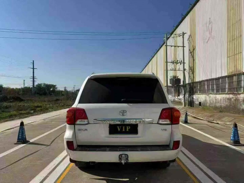 菏泽14年丰田兰德酷路泽9