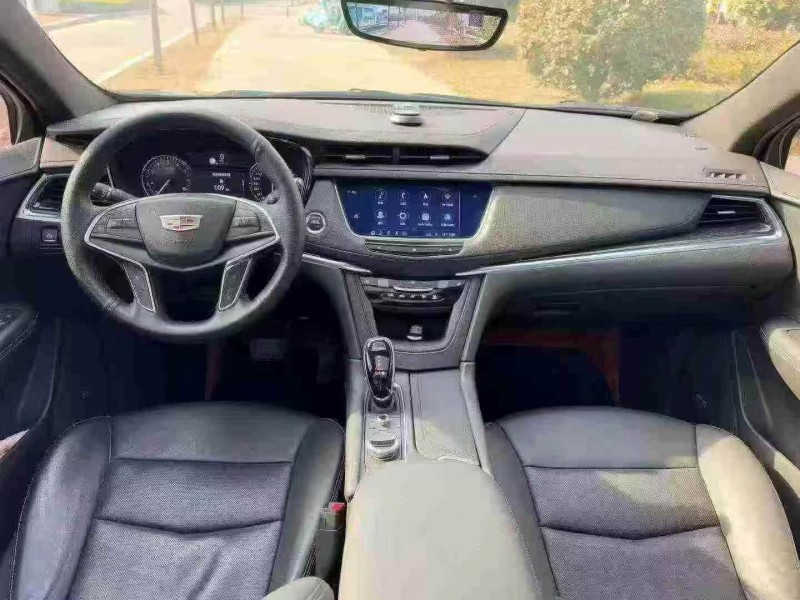 日照20年凯迪拉克XT55