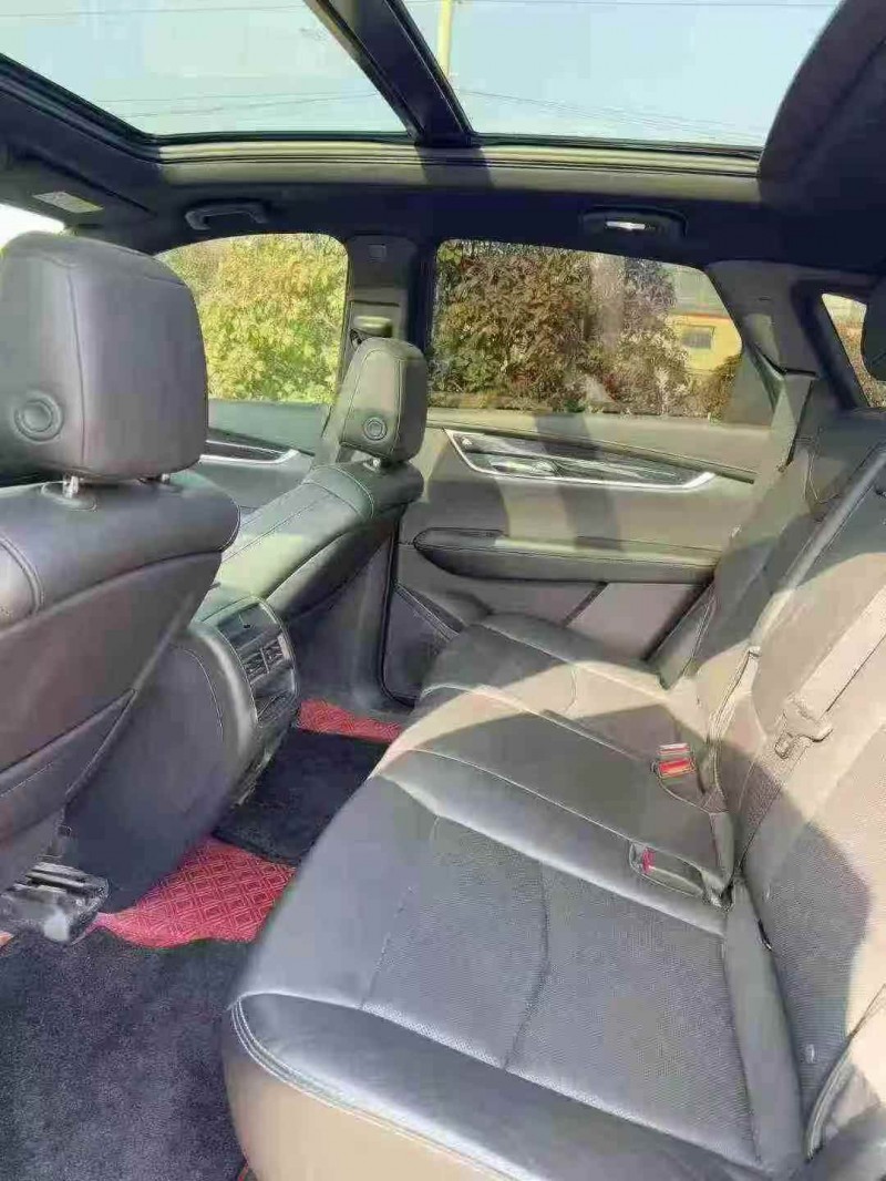 日照20年凯迪拉克XT56