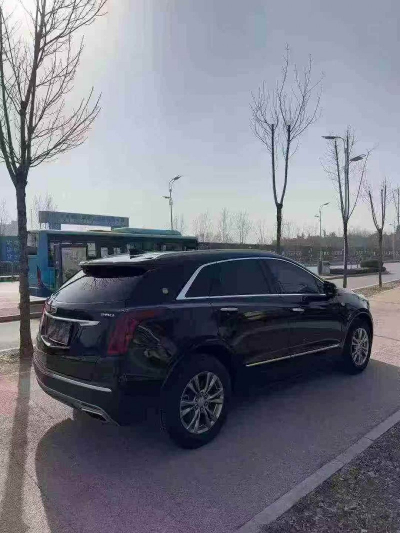 日照20年凯迪拉克XT58