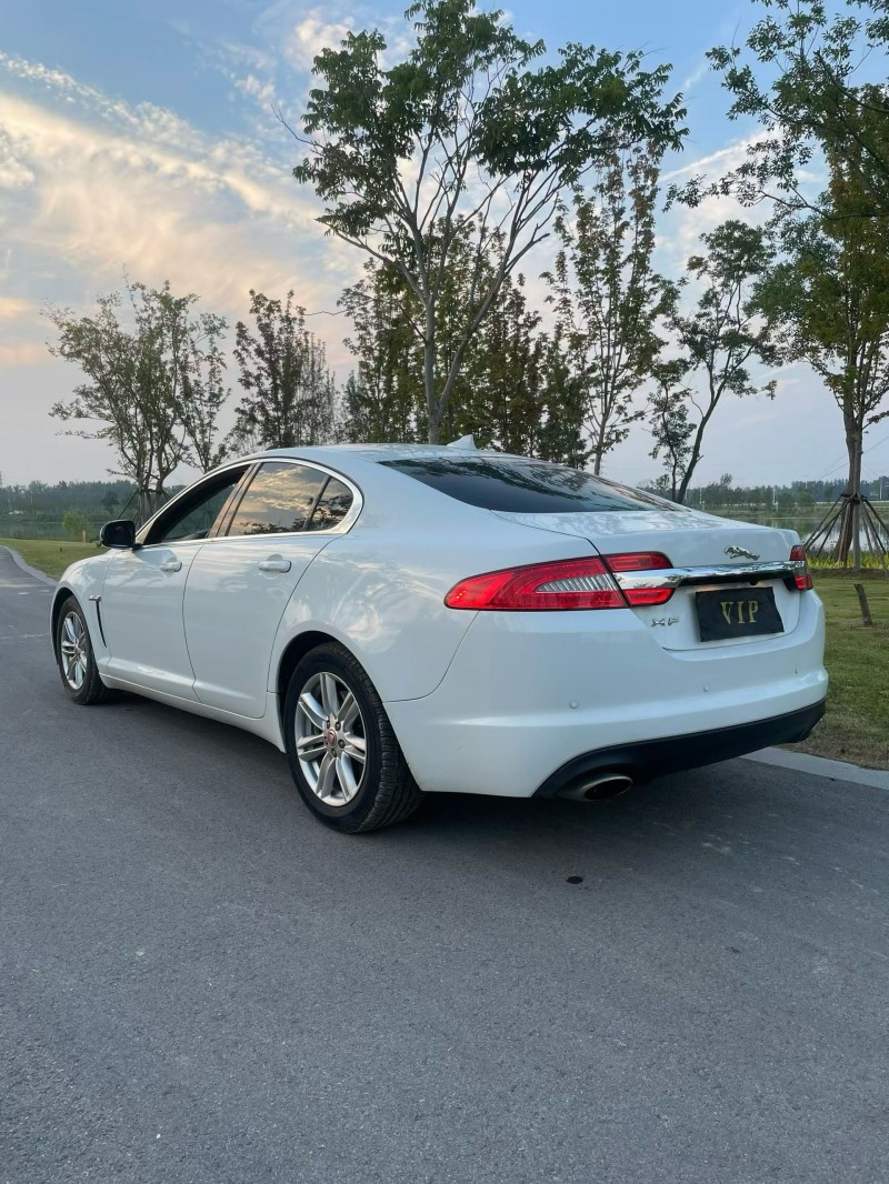 宿迁16年捷豹XF8