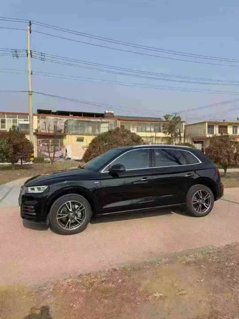 济宁19年奥迪Q52