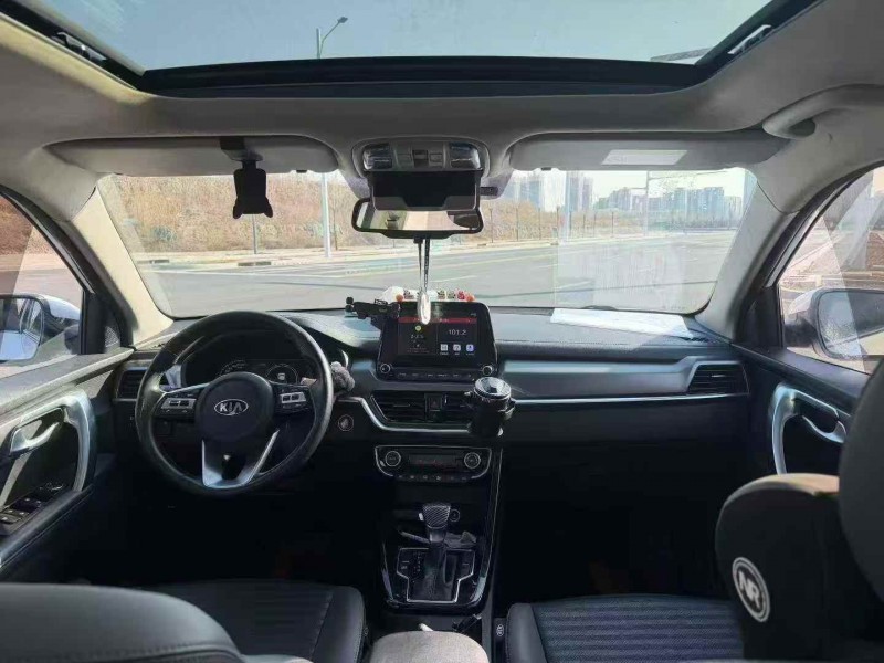 邢台20年起亚智跑4