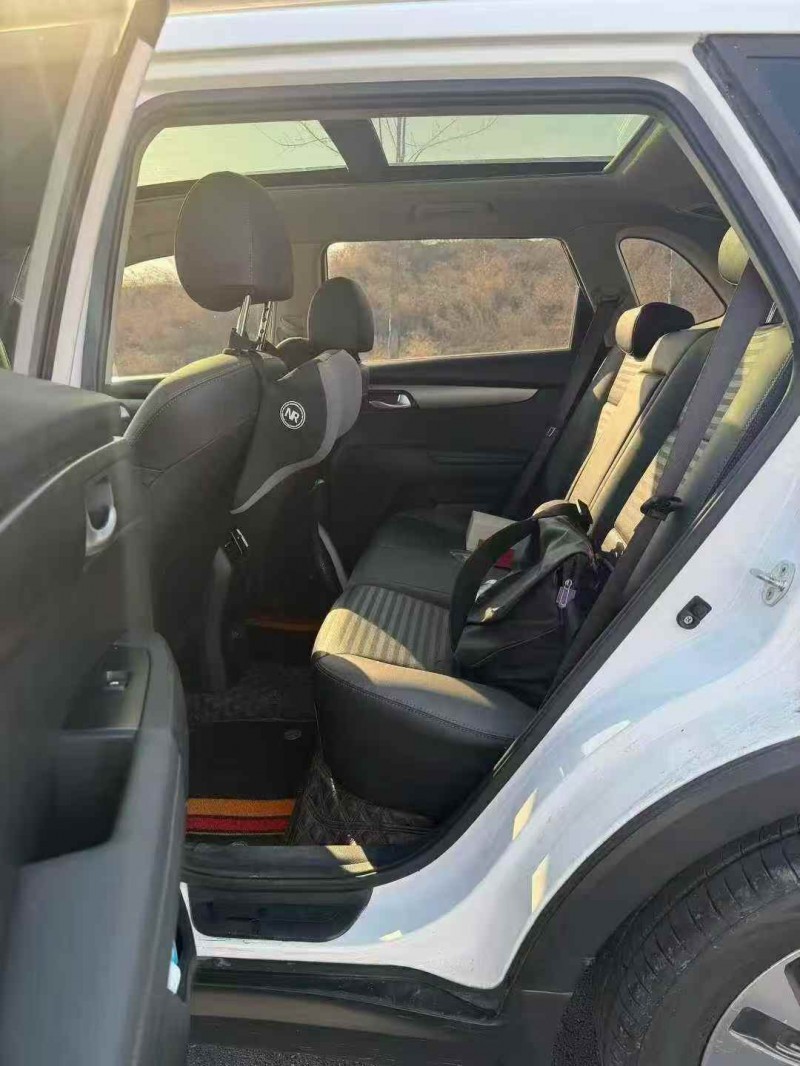 邢台20年起亚智跑5