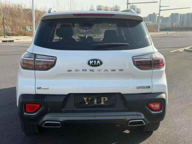 邢台20年起亚智跑9