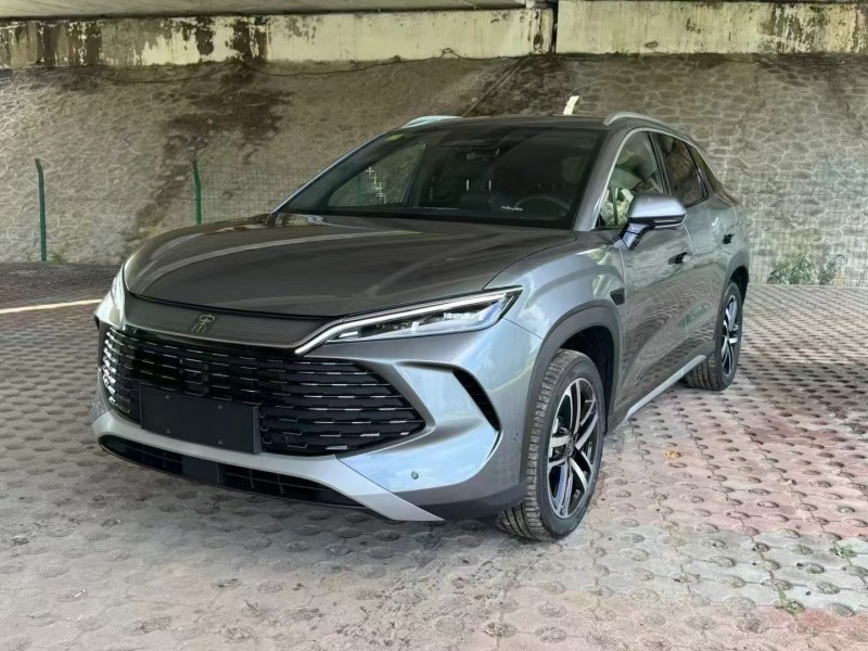 松原25年比亚迪宋3