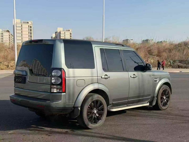 唐山14年路虎发现8