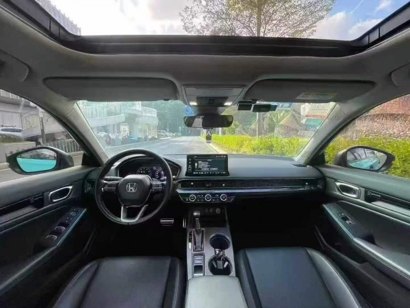 深圳22年本田型格5