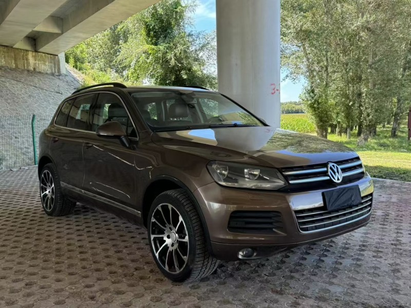 松原12年大众途锐3