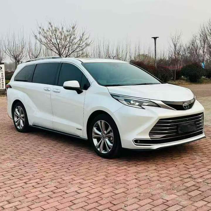 泰安24年丰田塞纳2